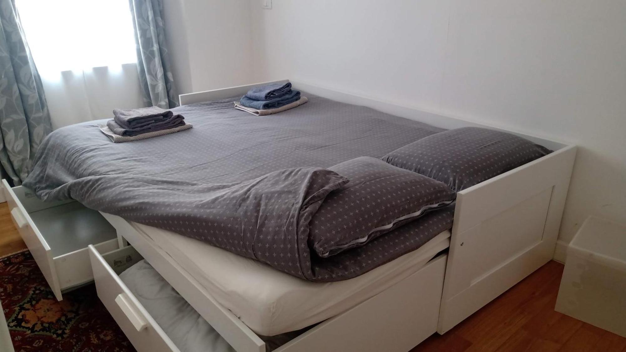 Casa Renova, Intero Appartamento, 2 Camere, Max 4 Ospiti, Trieste Zona Storica Esterno foto